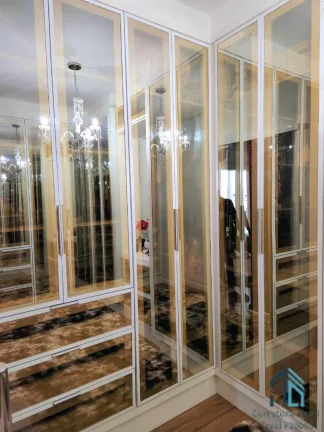 Imagem Casa a venda, 03 quartos c/suíte, 08 vagas, edícula, piscina em São José dos Pinhais PR