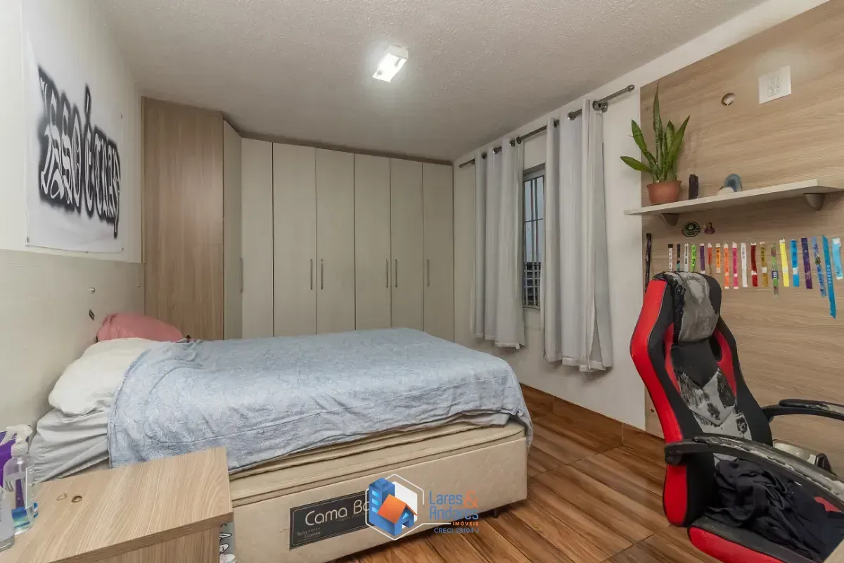 Imagem Casa de vila para venda em Chácara Inglesa com 4 quartos, sendo 1 suíte, 350m²
