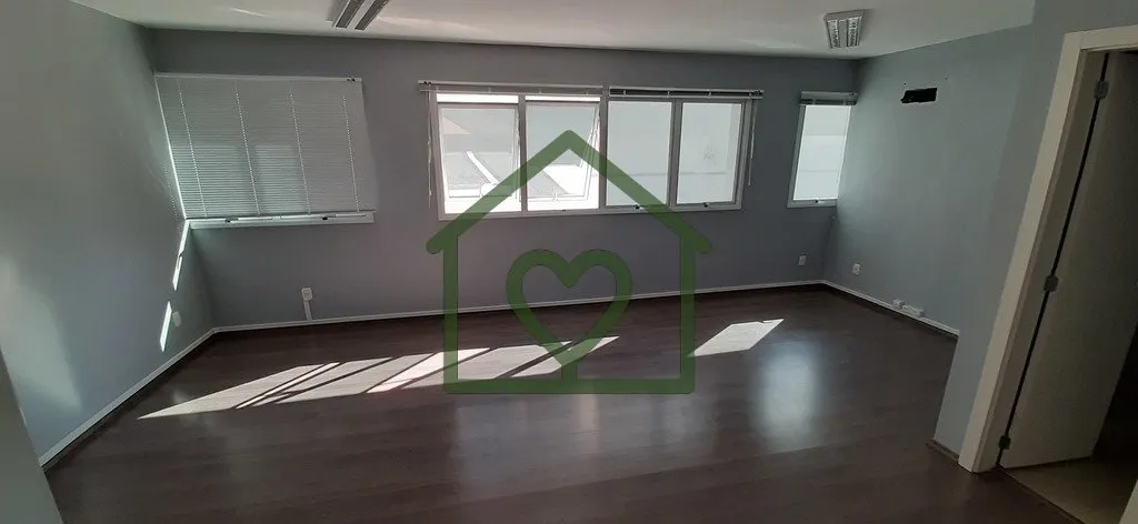 Imagem Sala comercial premium em endereço privilegiado, localizado estrategicamente entre o fórum central...