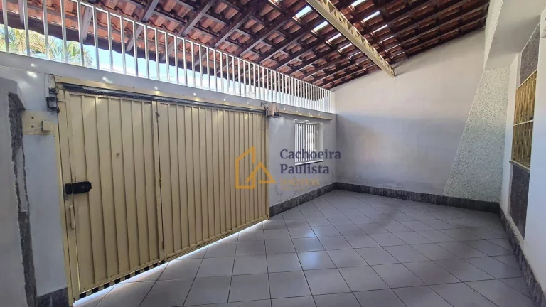 Imagem Casa com 3 dormitórios à venda - Vila Carmem - Cachoeira Paulista/SP