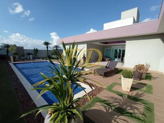 Imagem Casa em Condomínio Fechado de Alto Padrão Mairiporã