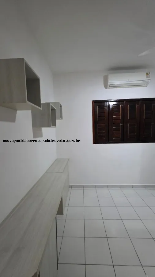 Imagem Casa para Venda em Parnamirim, Emaús, 3 dormitórios, 1 suíte, 2 banheiros, 2 vagas