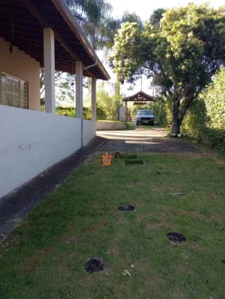 Imagem Chácara com 3 dormitórios à venda, 5000 m² por R$ 490.000 - Cambuí - Cambuí/MG