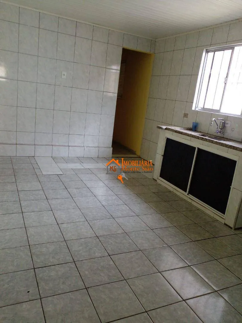 Imagem Sobrado com 5 dormitórios à venda, 250 m² por R$ 590.000,00 - Vila Barros - Guarulhos/SP