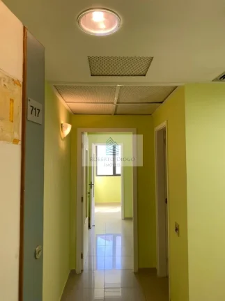 Imagem Sala comercial à venda em condomínio no Flamengo, Rio de Janeiro - 1 sala, 1 banheiro, 1 vaga, 28m² de área