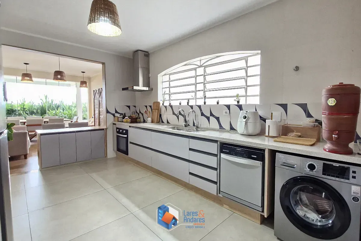 Imagem Sobrado para venda em Vila Mazzei com 3 quartos, sendo 2 suítes, 122m²