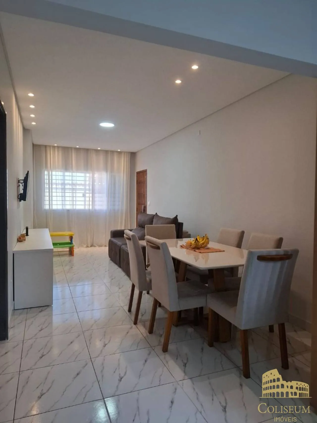 Imagem LINDA CASA, 4 DORMS C/2 SUÍTES, 4 VAGAS, PISCINA