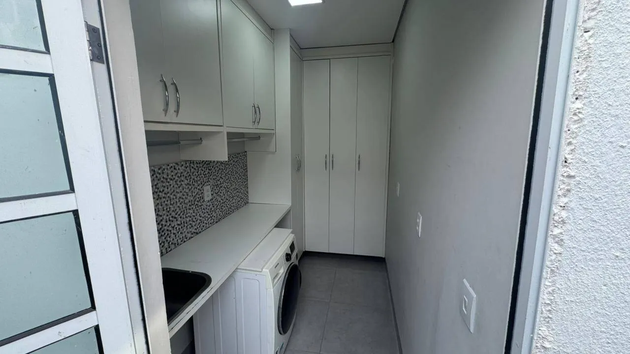 Imagem Sobrado 4 quartos 3 suítes Village do Bosque Bairro Bosque da Saúde
