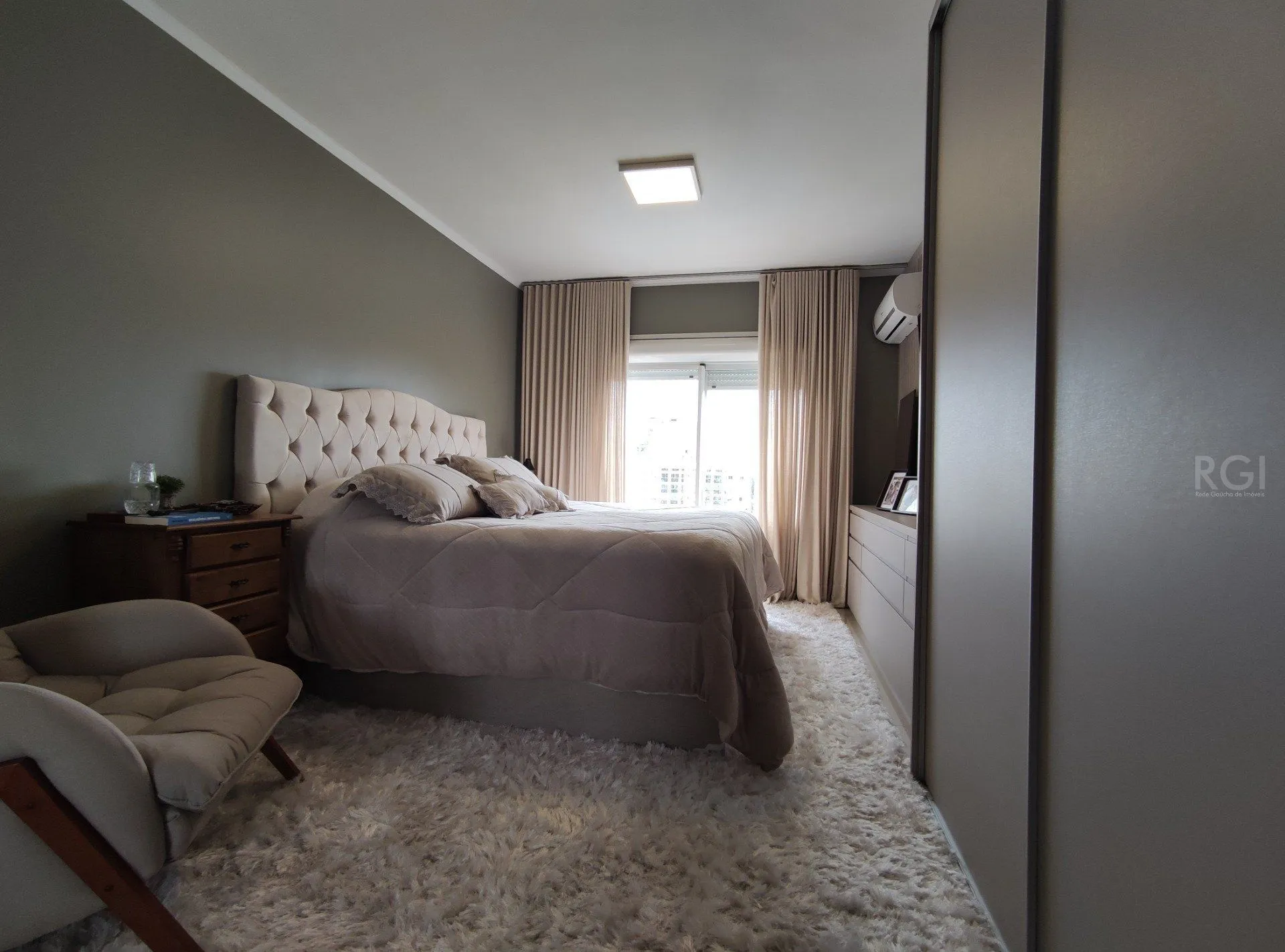 Imagem Apartamento para Venda - 162.53m², 3 dormitórios, sendo 3 suites, 2 vagas - Jardim Do Salso