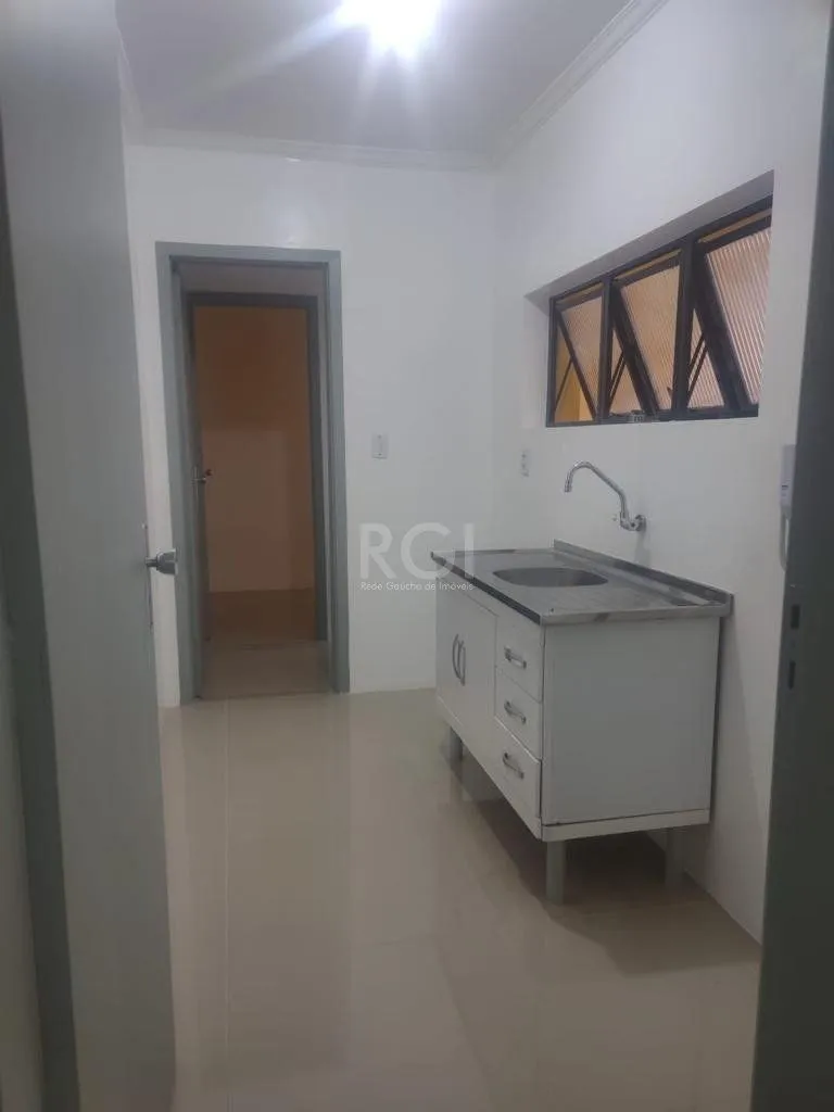 Imagem Apartamento - 73.19m², 3 Quartos, sendo 1 suites, Mont Serrat, Porto Alegre/RS