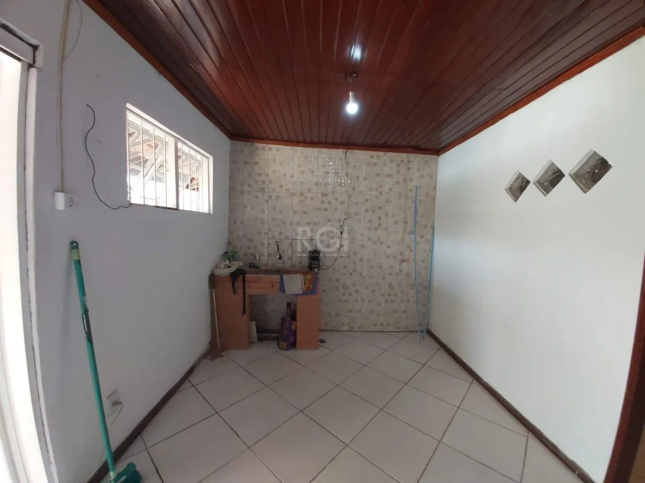 Imagem Casa de esquina no bairro Aberta dos Morros
