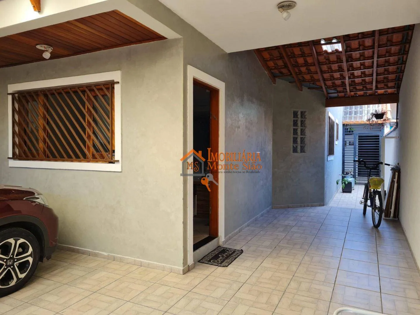 Imagem Sobrado com 3 dormitórios à venda, 192 m² por R$ 848.000,00 - Jardim Vila Galvão - Guarulhos/SP