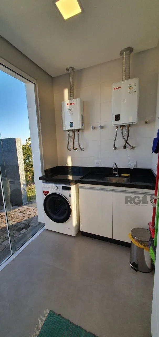 Imagem Casa em condomínio fechado de luxo a beira-mar, no centro de Capão da Canoa/RS.