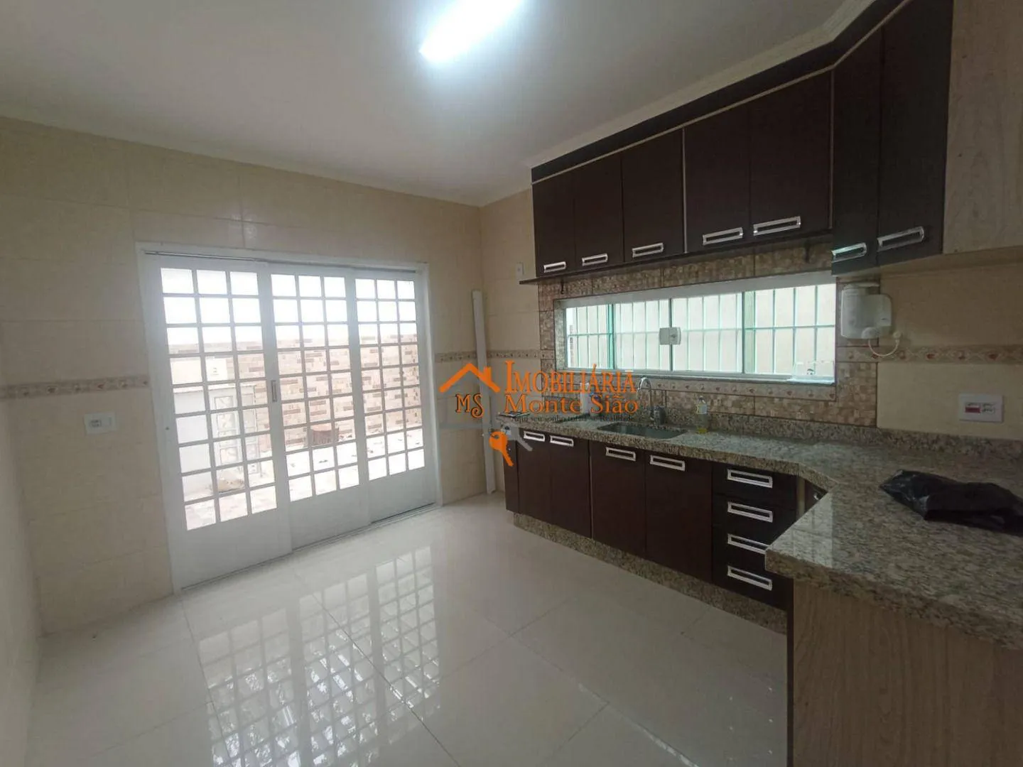 Imagem Sobrado com 3 dormitórios à venda, 150 m² por R$ 750.000,00 - Jardim Adriana - Guarulhos/SP