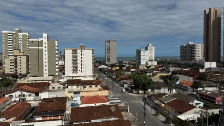 Imagem APARTAMENTO COM 45 m² - MIRIM - PRAIA GRANDE SP