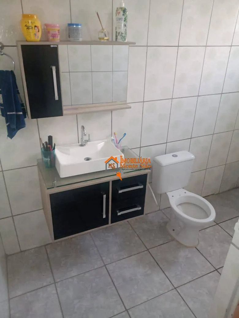 Imagem Sobrado com 4 dormitórios à venda, 115 m² por R$ 270.000,00 - Cidade Soberana - Guarulhos/SP