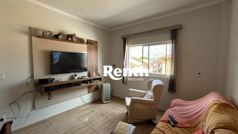 Imagem Casa com 3 dormitórios à venda, 241 m² por R$ 430.000 - Centro - Rio Claro/SP