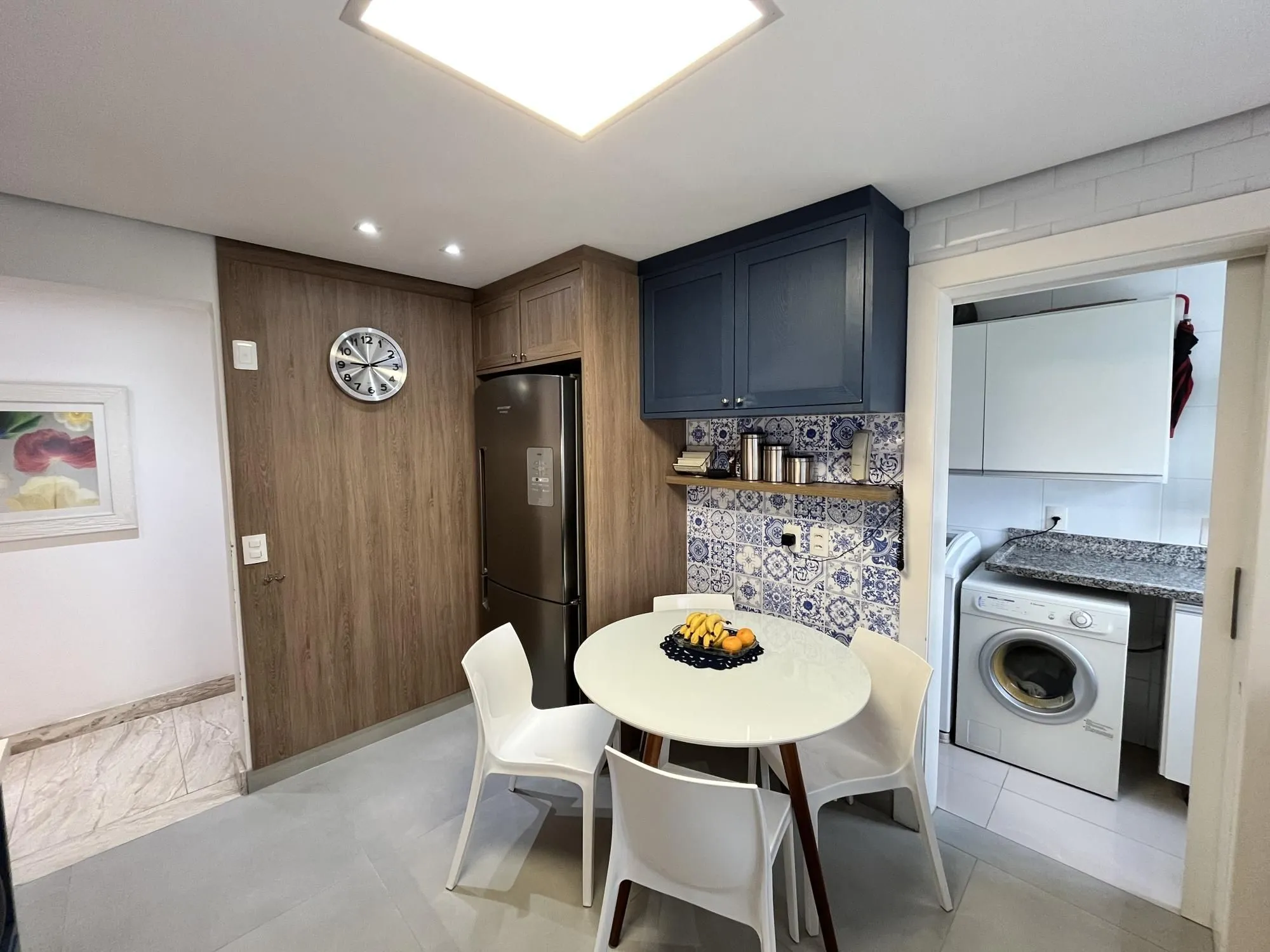 Imagem Excelente apartamento de 3 dormitórios, suíte, 2 vagas, no Bairro Boa Vista.