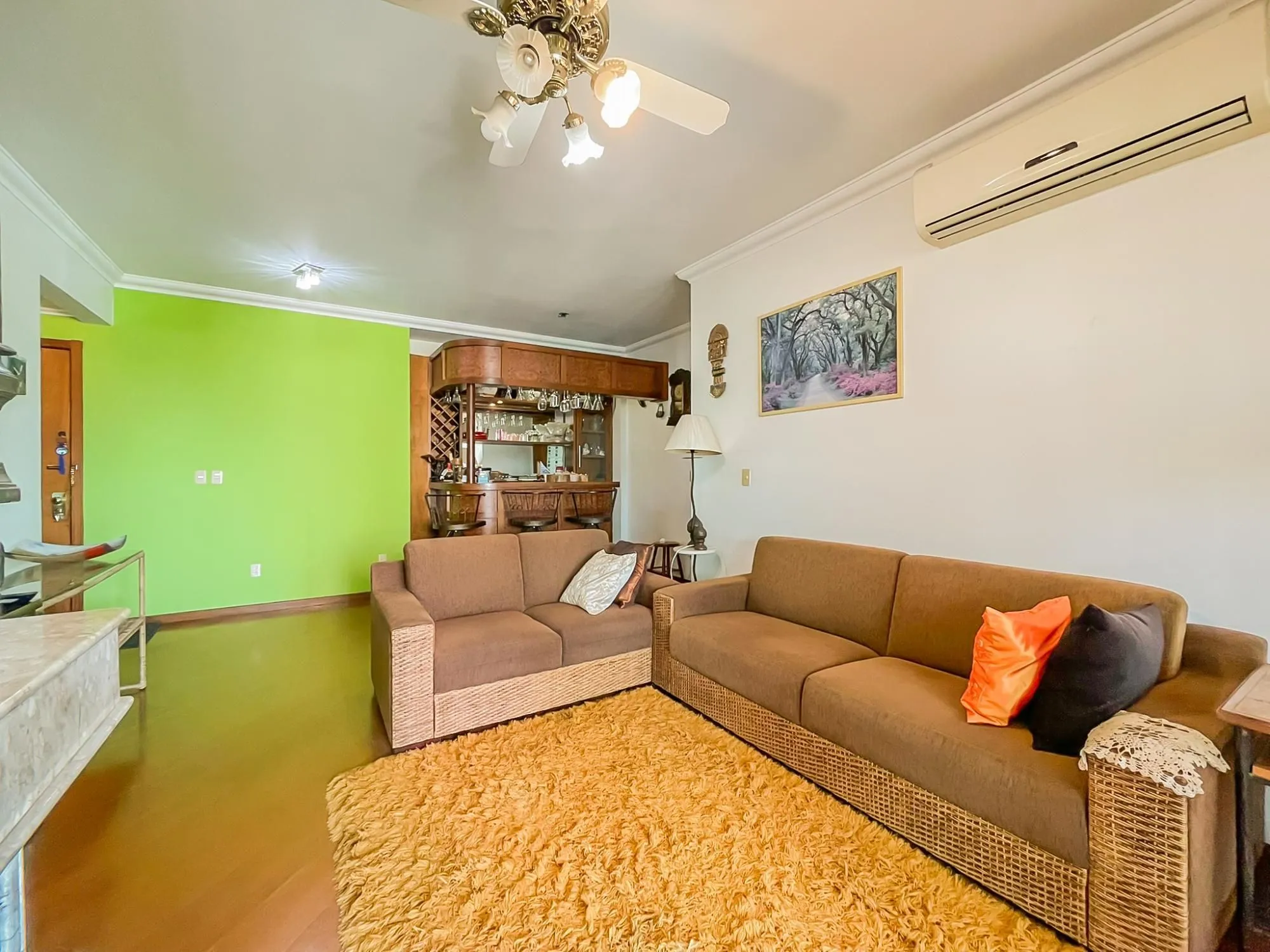 Imagem Lindo apartamento 03 dormitórios, duas vagas Coração Menino Deus