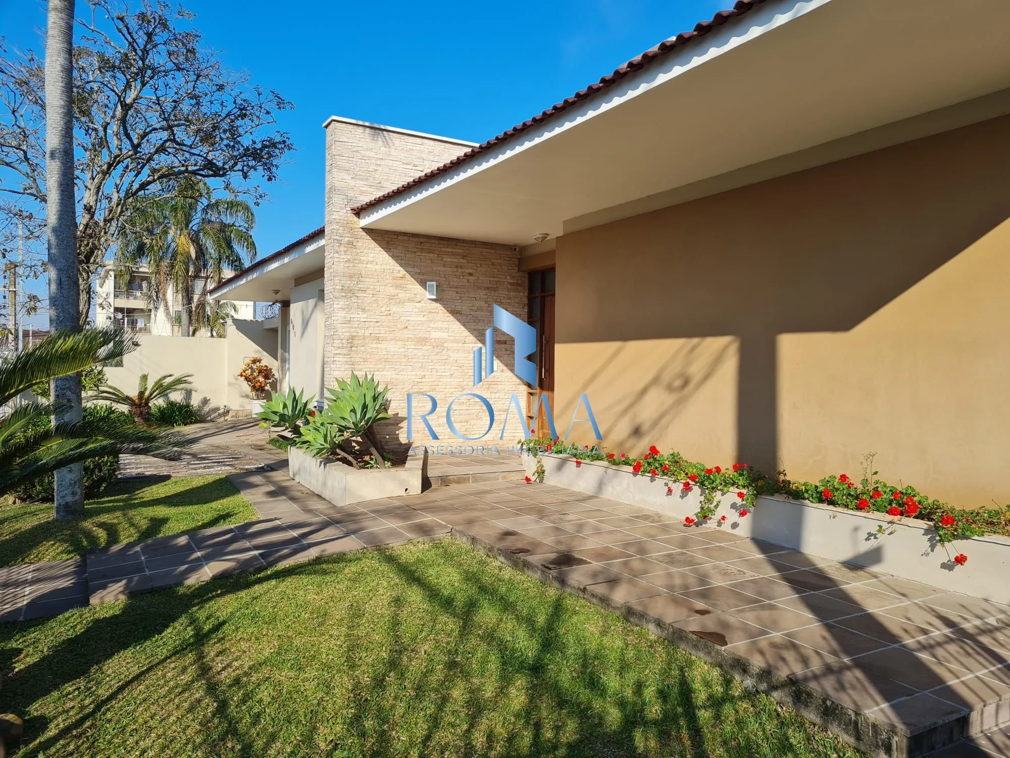 Foto do imóvel Casa 3 dormitórios à venda Patronato Santa Maria/RS