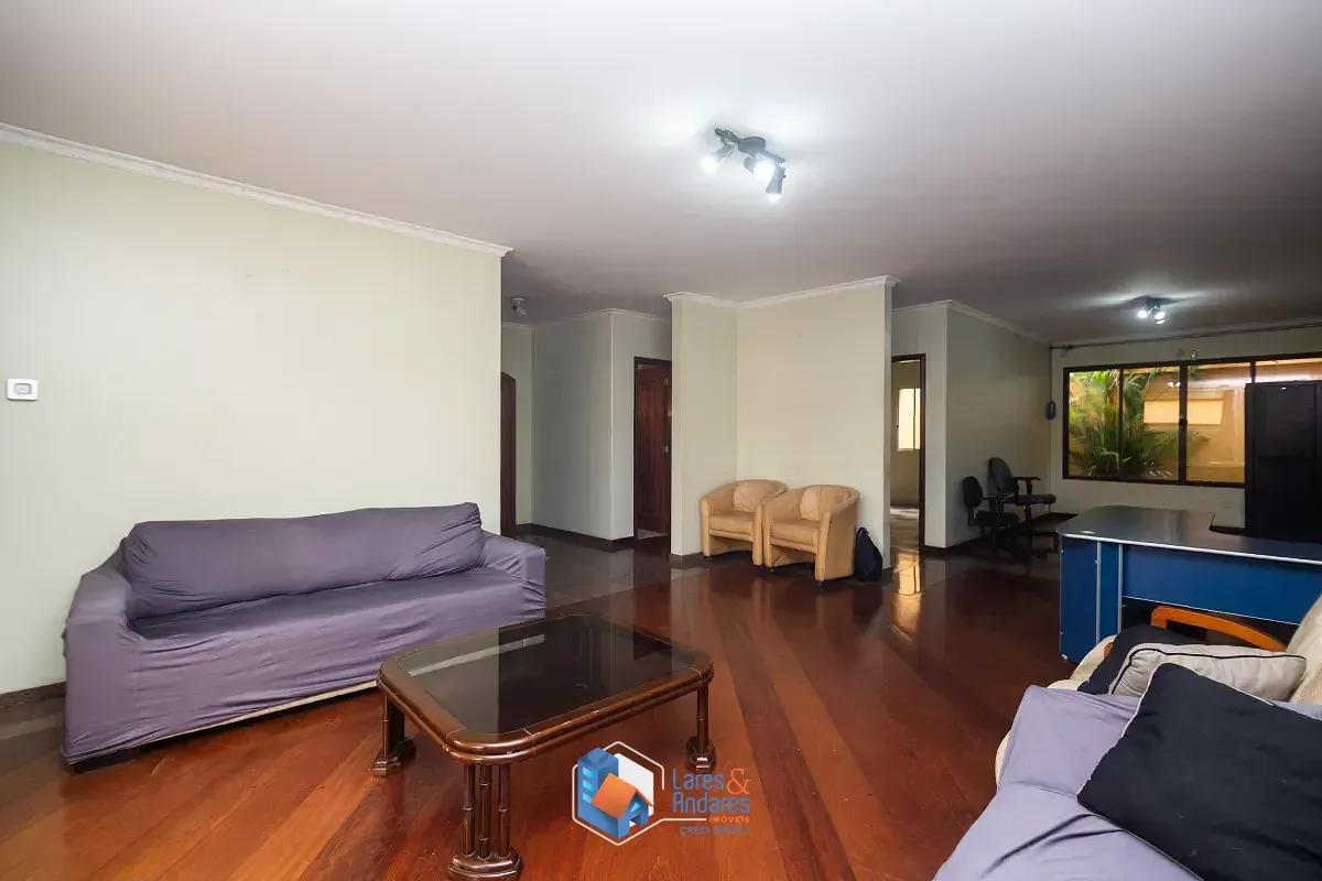 Imagem Casa para venda em Planalto Paulista com 4 quartos, sendo 2 suítes, 290m²