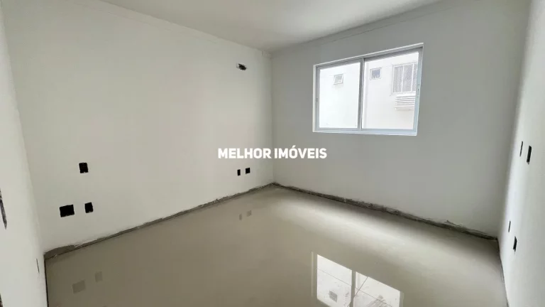 Imagem Apartamento com 03 suítes e 02 vagas, localizado no Centro de Balneário Camboriú