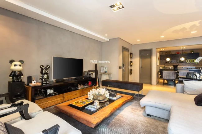 Imagem Apartamento Duplex á venda em Moema com 2 Suítes, 2 Vagas, 163m²