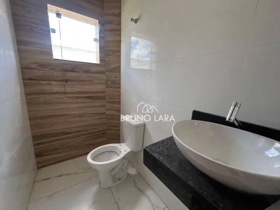 Imagem Casa à Venda em Betim, no Bairro Tiradentes