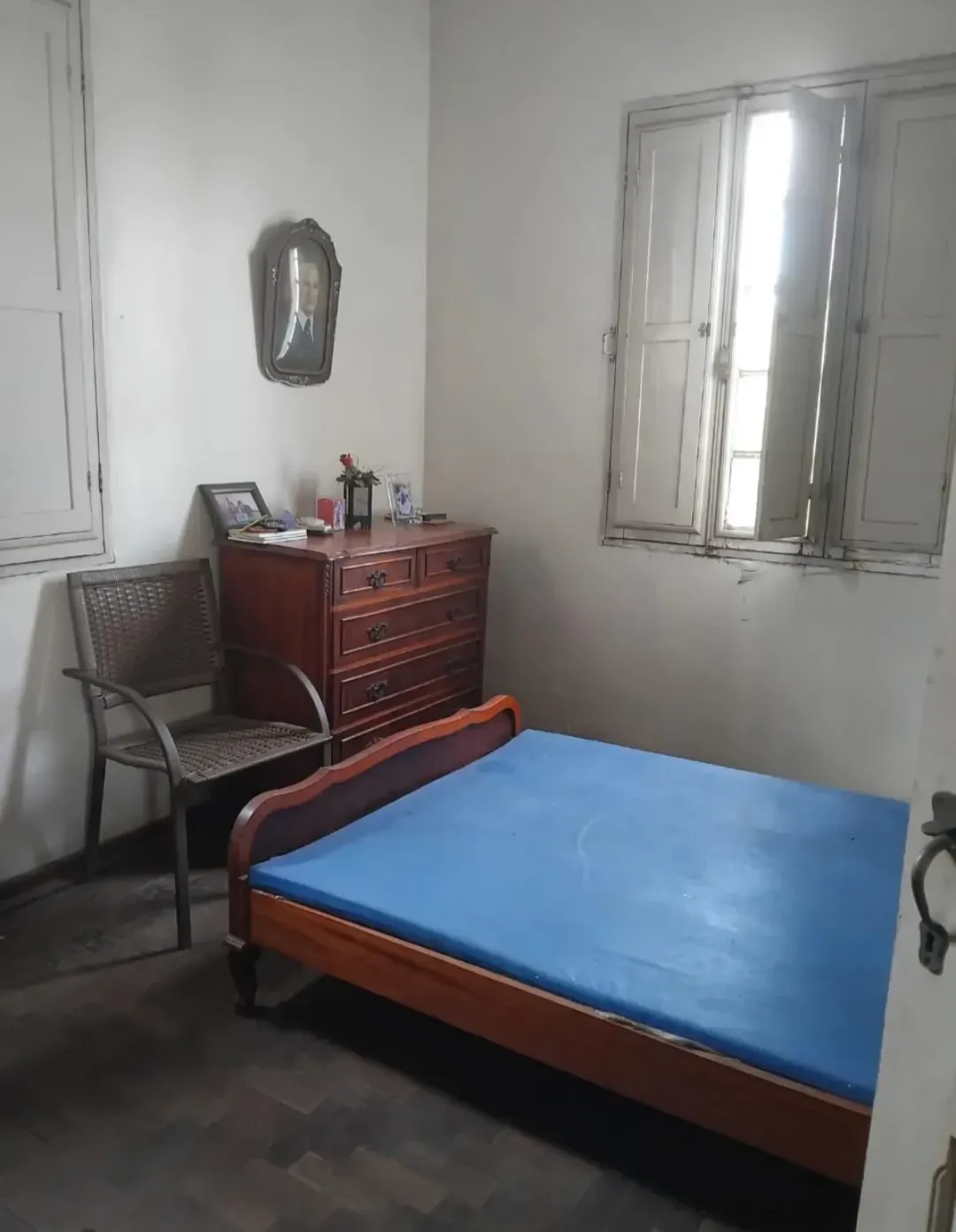 Imagem Casa com 3 Quartos à Venda, 598 m² em  - 