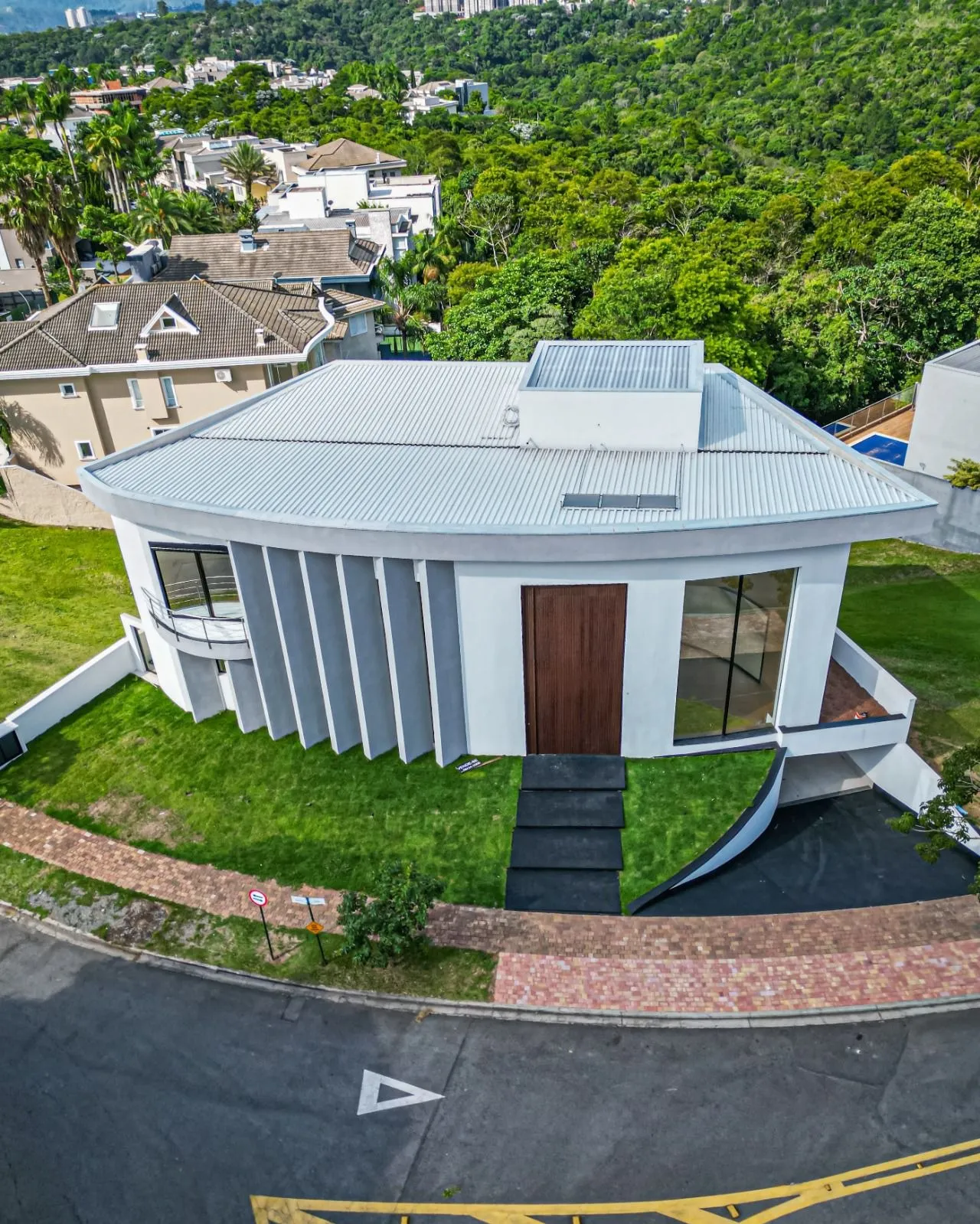 Foto do imóvel Casa Sobrado de 606,24m² Localizada no Alphaville Genesis 1 - Santana de Parnaíba - SP! em ALPHAVILLE, SANTANA DE PARNAÍBA - SP
