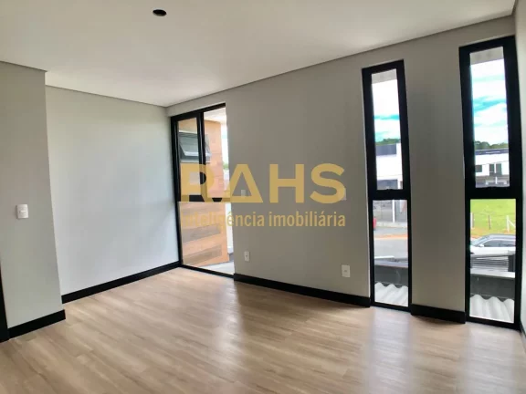 Imagem Sobrado Alto padrão a venda com 160,87 m² de área construída, 1 suíte e 2 quartos a venda no me...