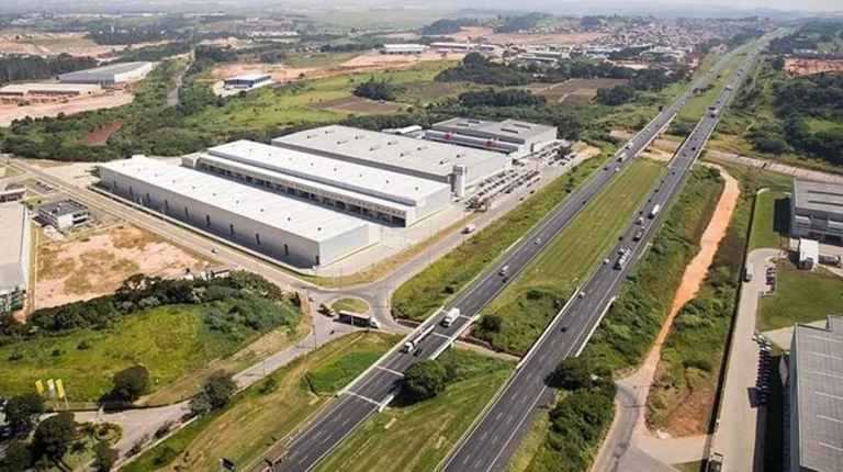 Imagem galpão em condomínio para alugar em Jundiaí