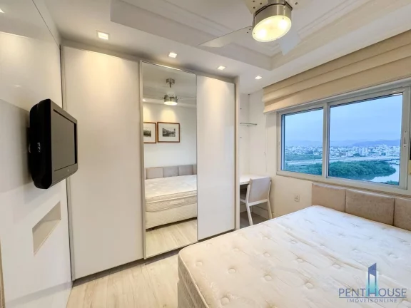 Imagem Apartamento Quadra Mar para Venda em Balneário Camboriú, CENTRO, 2 dormitórios, 1 suíte, 2 banheiros, 1 vaga