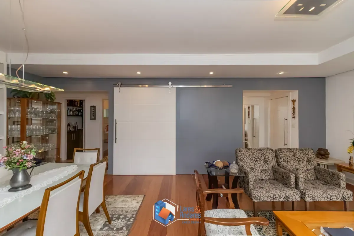Imagem Apartamento para venda em Santa Cecília com 3 quartos, sendo 1 suíte, 210m²