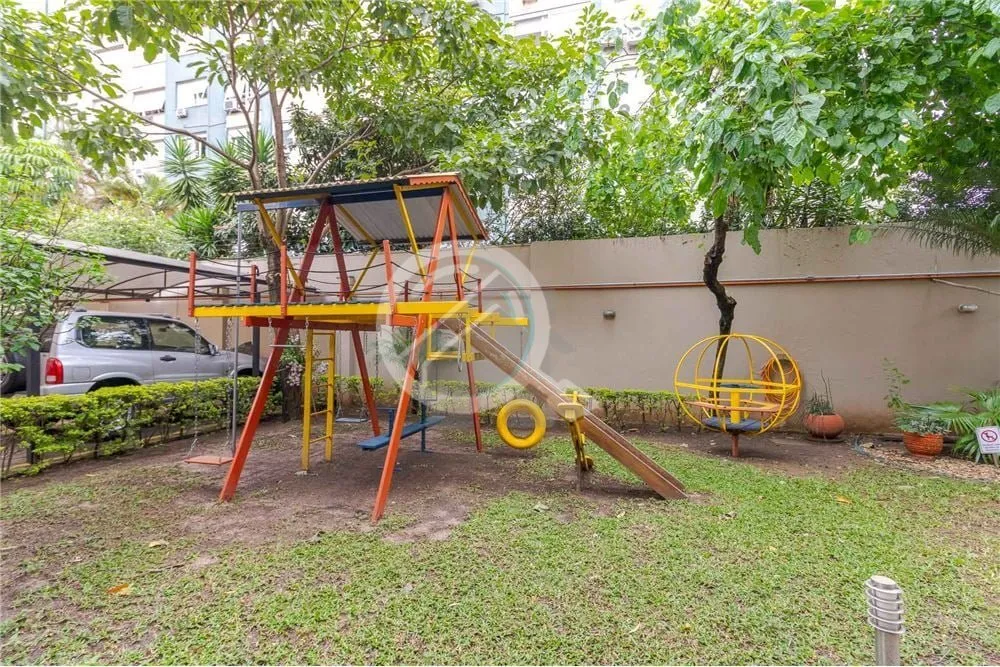 Imagem Apartamento de 02 dormitórios sendo 1 suíte com 1 vaga de garagem no bairro Praia de Belas.Living ...