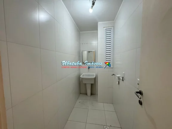 Imagem Excelente apartamento todo avarandado no centro de Ubatuba com 03 dormitórios e 156 m²