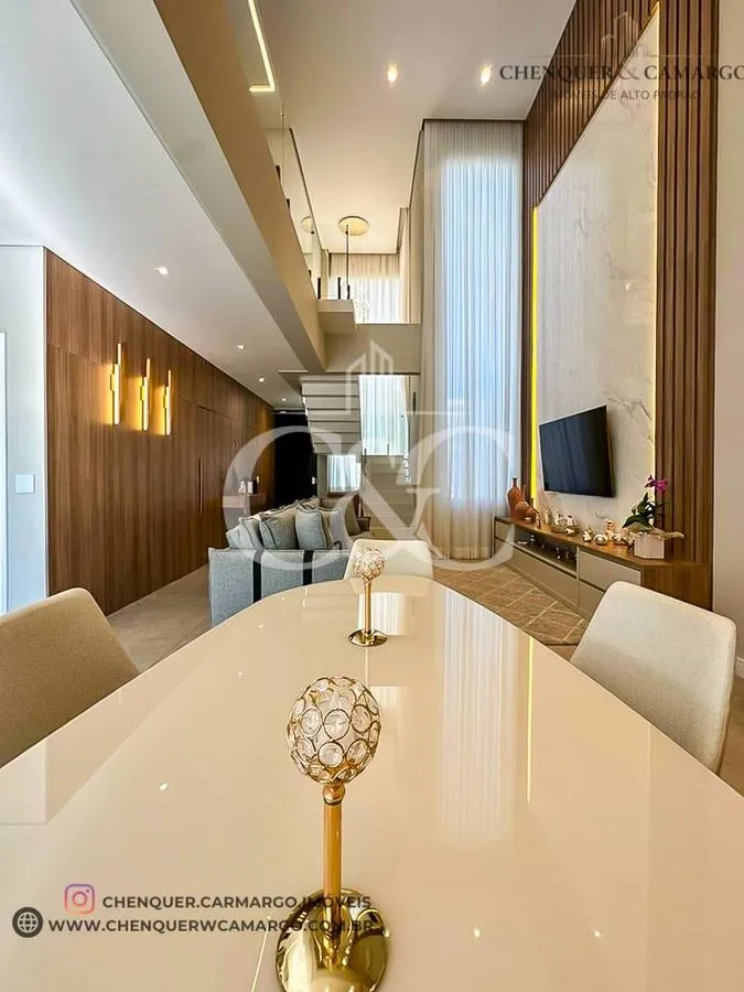 Imagem Casa porteira fechada à venda no Reserva Ermida Jundiaí, 237m², 3 suítes e automatizada