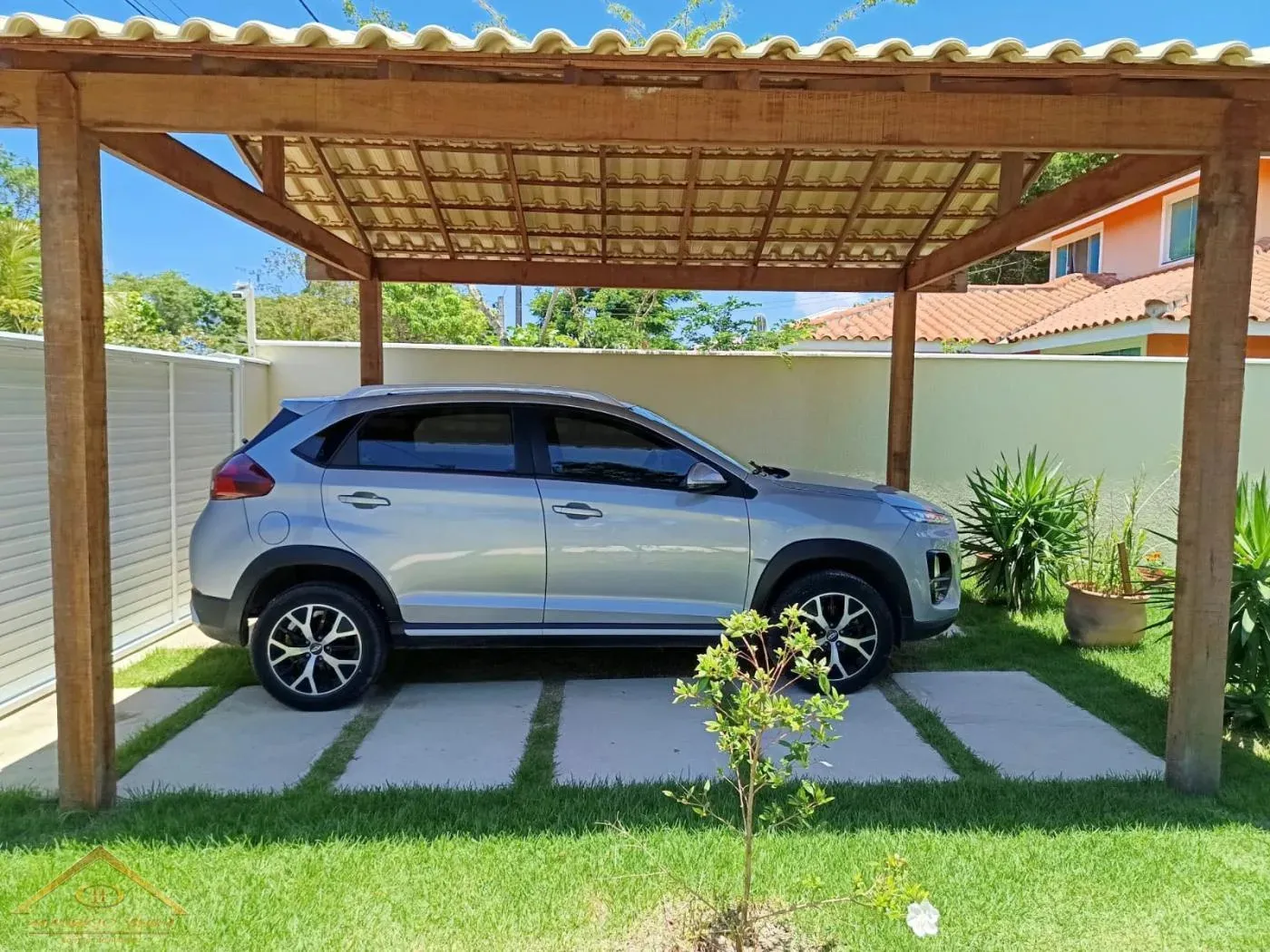 Imagem Casa para Venda em Armação dos Búzios / RJ no bairro Caravelas