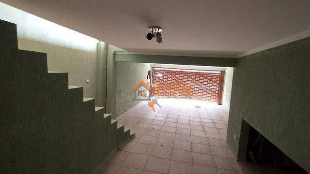 Imagem Sobrado com 3 dormitórios à venda, 250 m² por R$ 1.200.000,00 - Cidade Soberana - Guarulhos/SP
