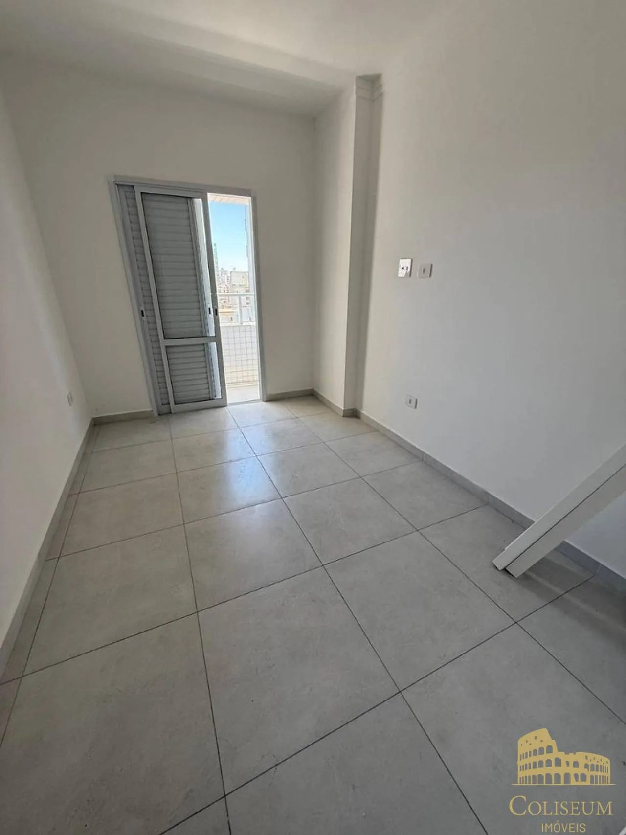 Imagem Apartamento com 2 dormitórios à venda, 76 m² por R$ 559.000,00 - Tupi - Praia Grande/SP