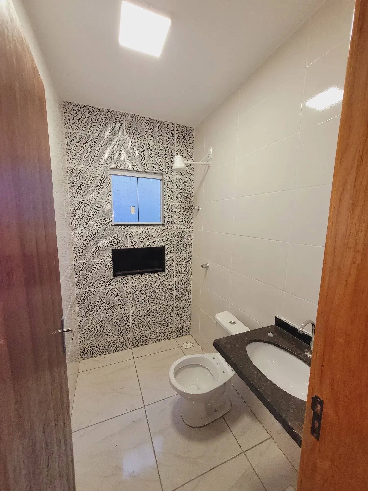 Imagem Casa com 2 Quartos à Venda, 100 m² em Jardim Sion - Luziânia