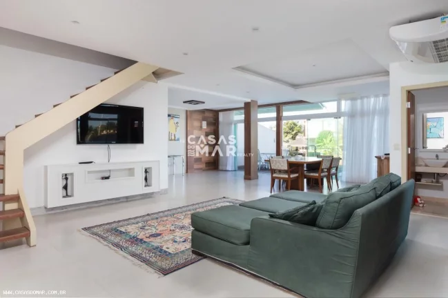 Imagem Casa para Temporada em Armação dos Búzios / RJ no bairro Marina