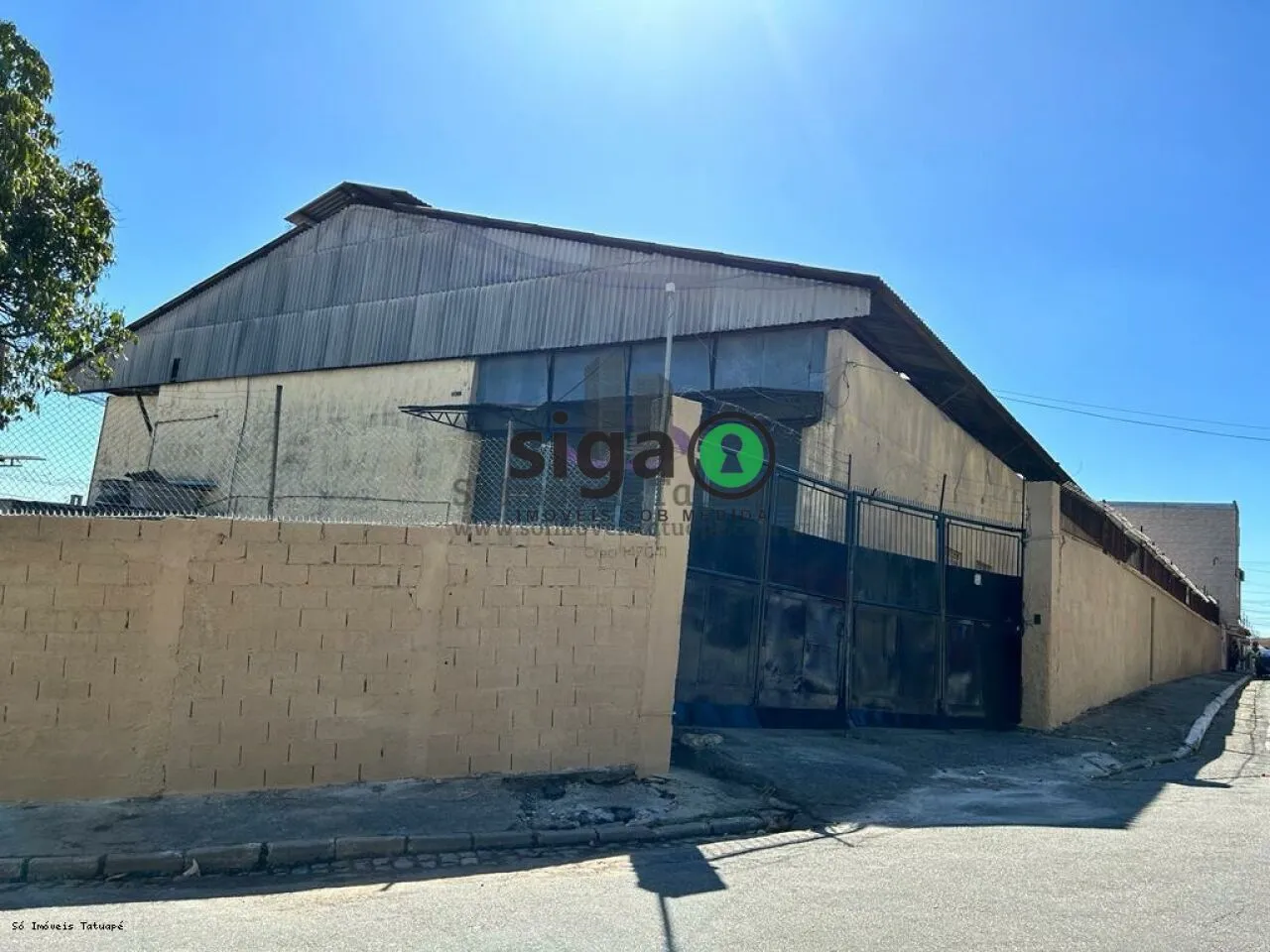 Imagem Galpão Industrial Retrofit na Penha 1.800m² Pé Direito 12m ZC Venda ou Locação