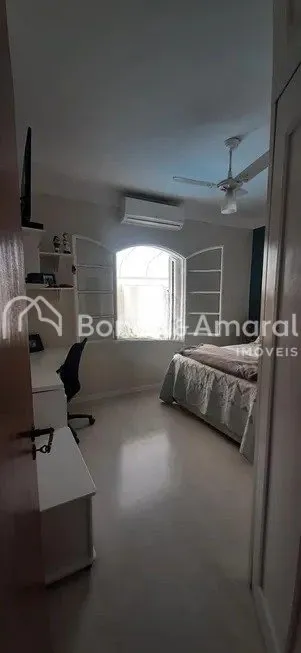 Imagem Casa à venda com 230m² de área construída, no Parque Taquaral