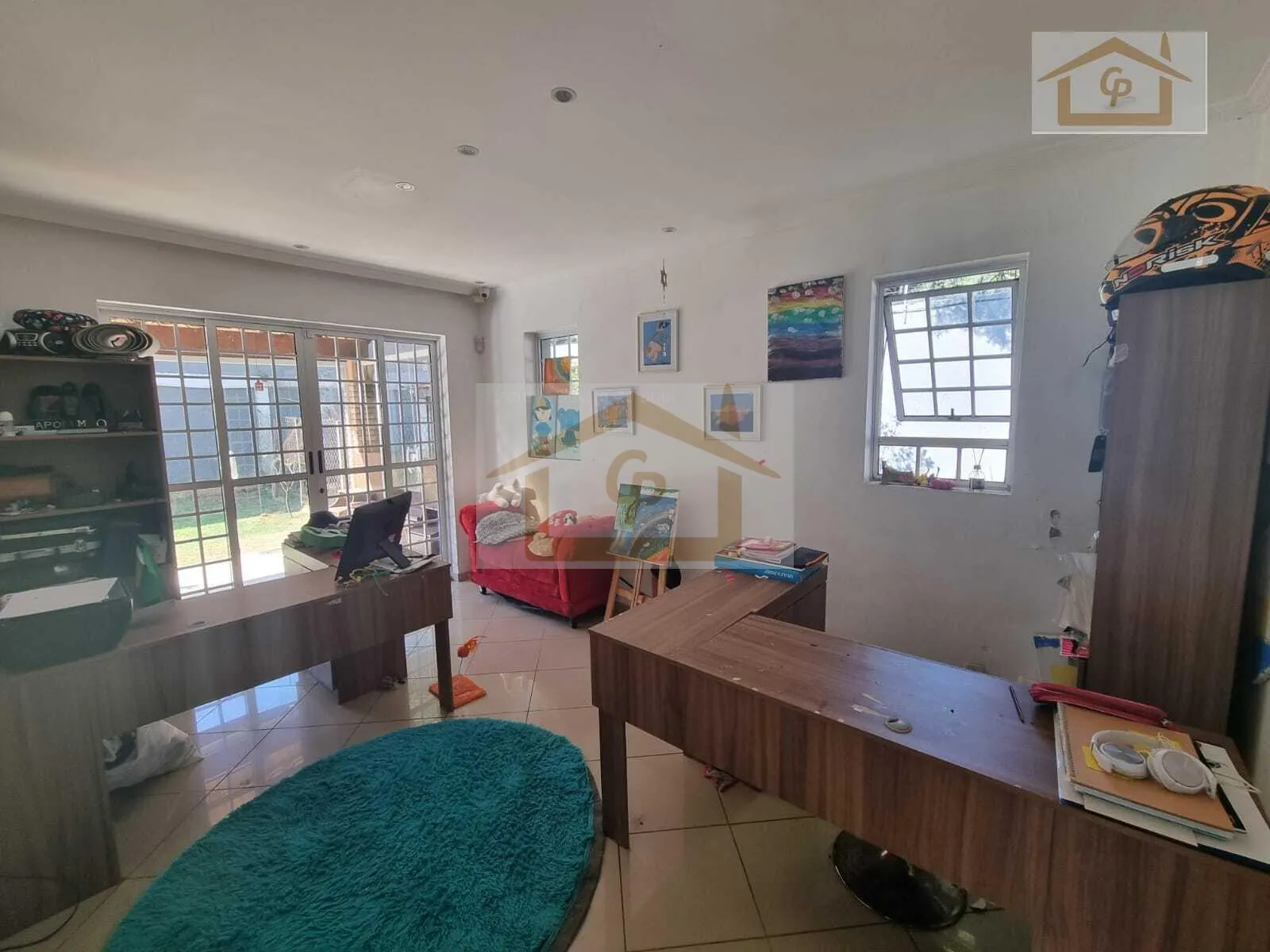 Imagem Casa com 4 dormitórios e piscina em terreno de 940 metros