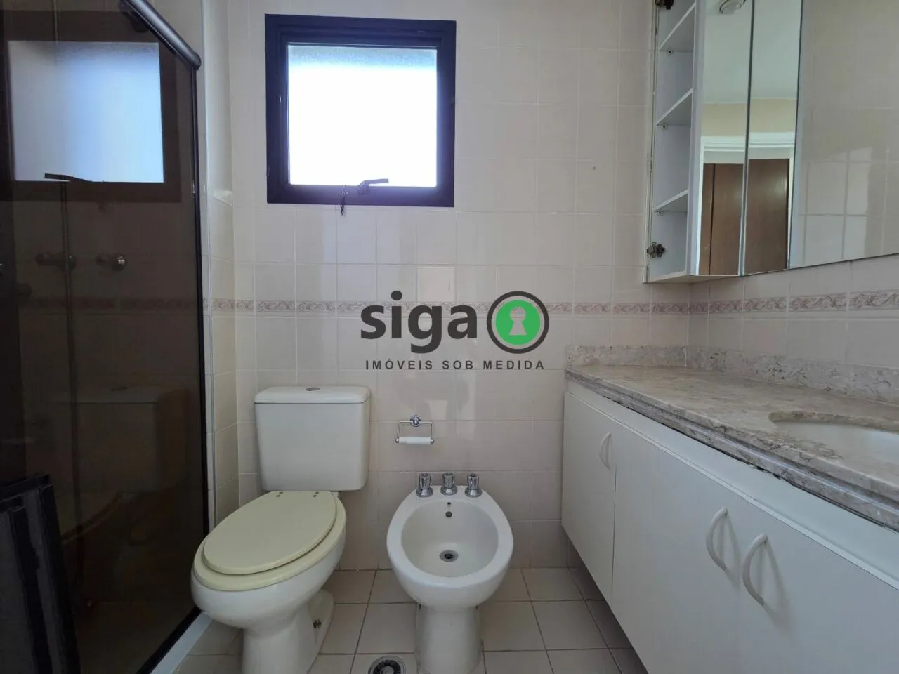 Imagem Apartamento Brooklin com 3 dormitórios, suíte, varanda e lazer completo com quadra de tên