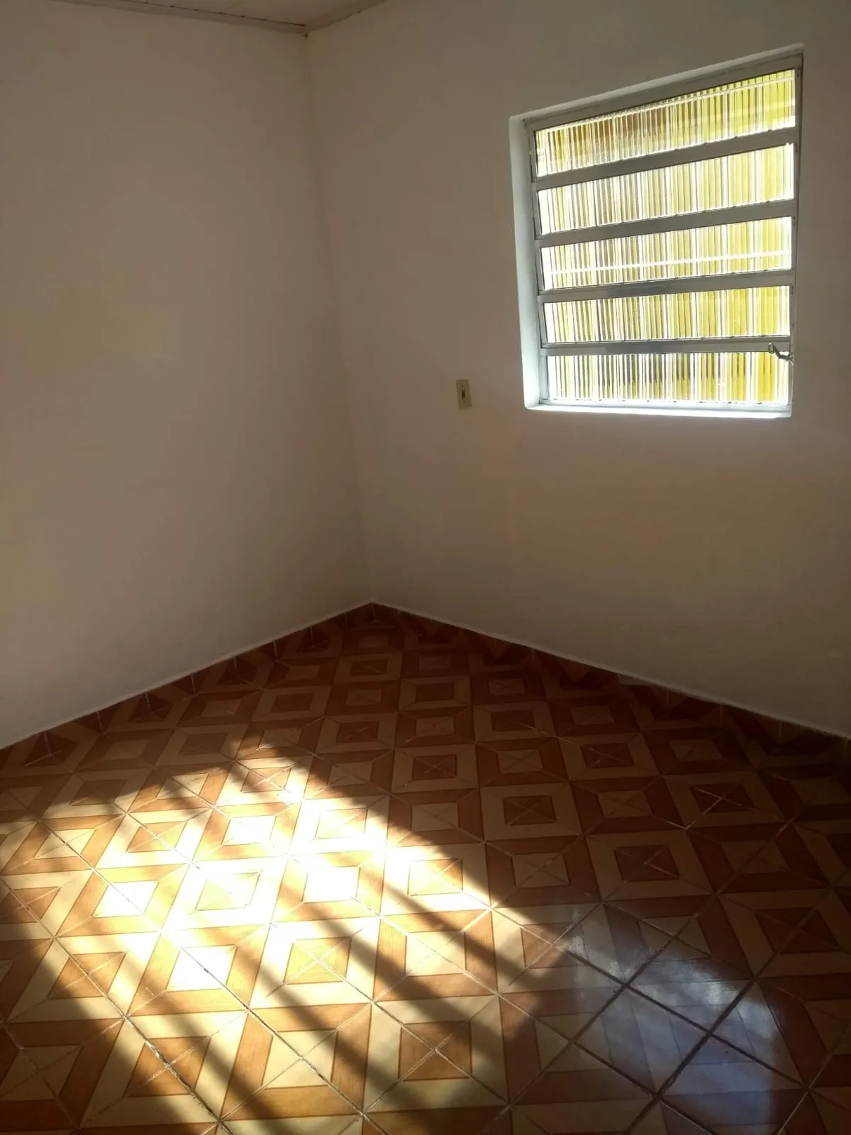 Imagem Casa a venda com 2 dormitórios - Jardim Aparecida