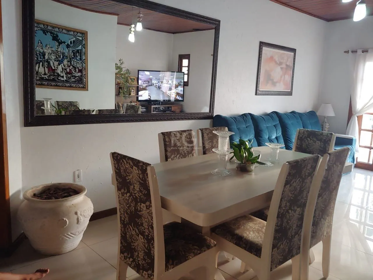 Imagem Casa para Venda - 250m², 3 dormitórios, sendo 1 suites, 5 vagas - Santa Rosa