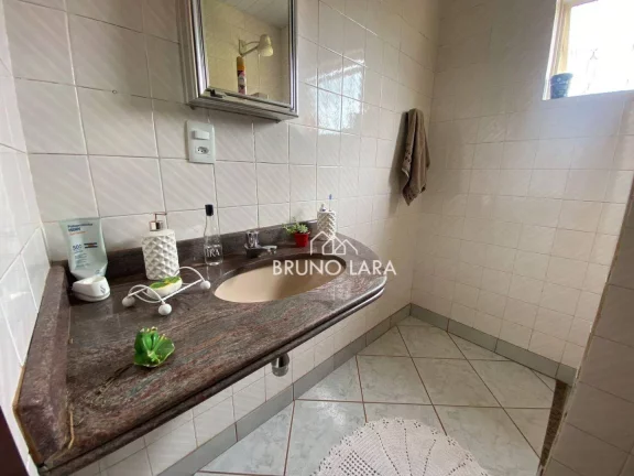 Imagem Casa com 3 dormitórios à venda, 250 m² por R$ 800.000,00 - Condomínio Fazenda Solar - Igarapé/MG