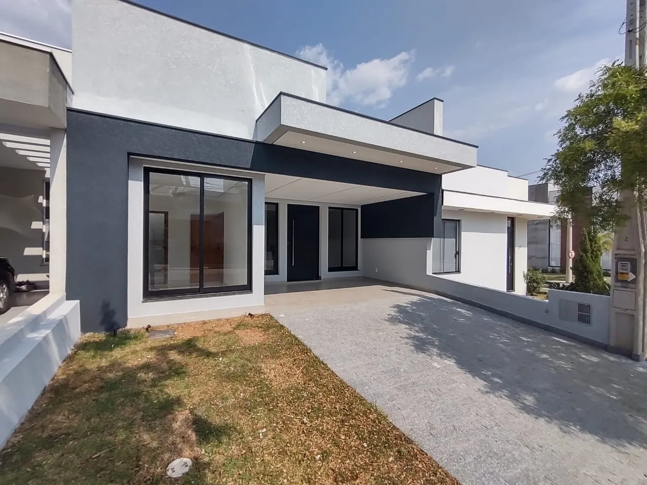 Imagem Oportunidade: Encantadora Casa à Venda no Condomínio Residencial Terras de São Francisco